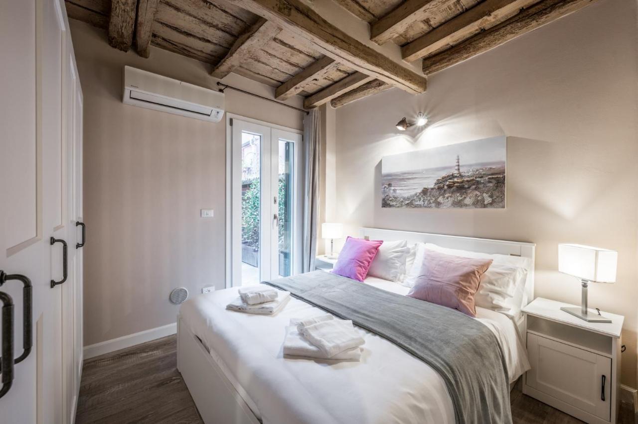 Broccaindosso Wood Apartments 5* ボローニャ エクステリア 写真